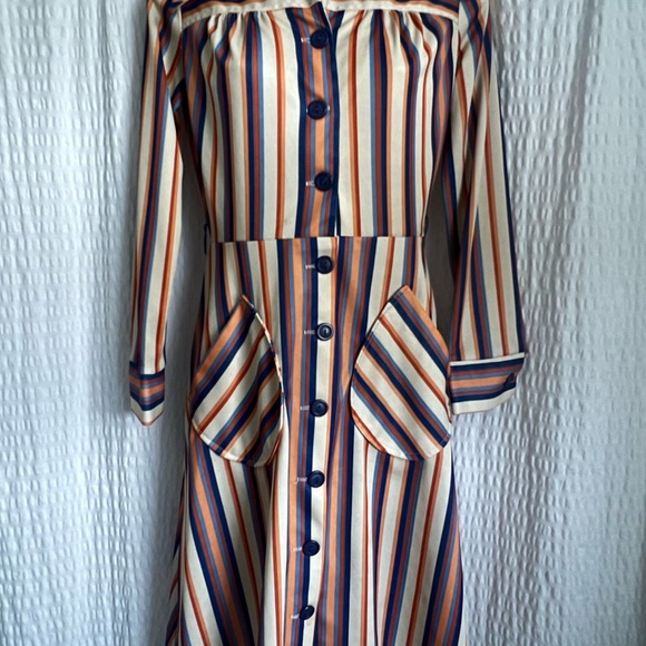 Vintage 1970s Polyester Shirt Dress - Picture 5 of 12
